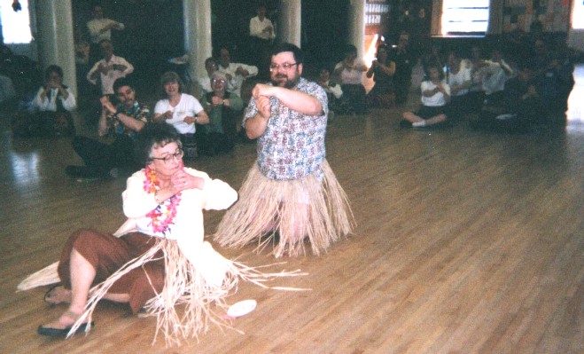 Bruce, Carolyn & dancers